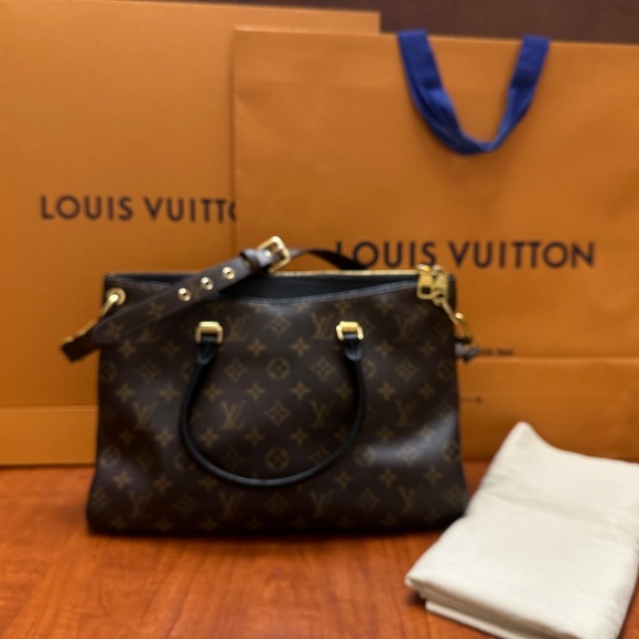 Louis Vuitton Handbags - LOUIS VUITTON Monogram Pallas Full Black